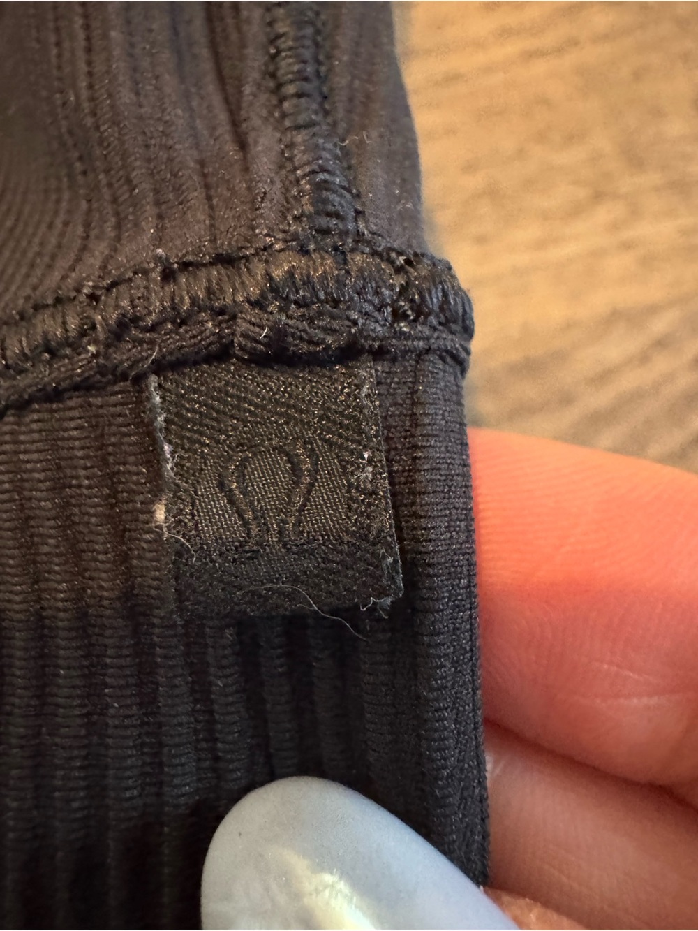 Lululemon Power Pivot Tank *Rib size 8 - Picture 7 of 7